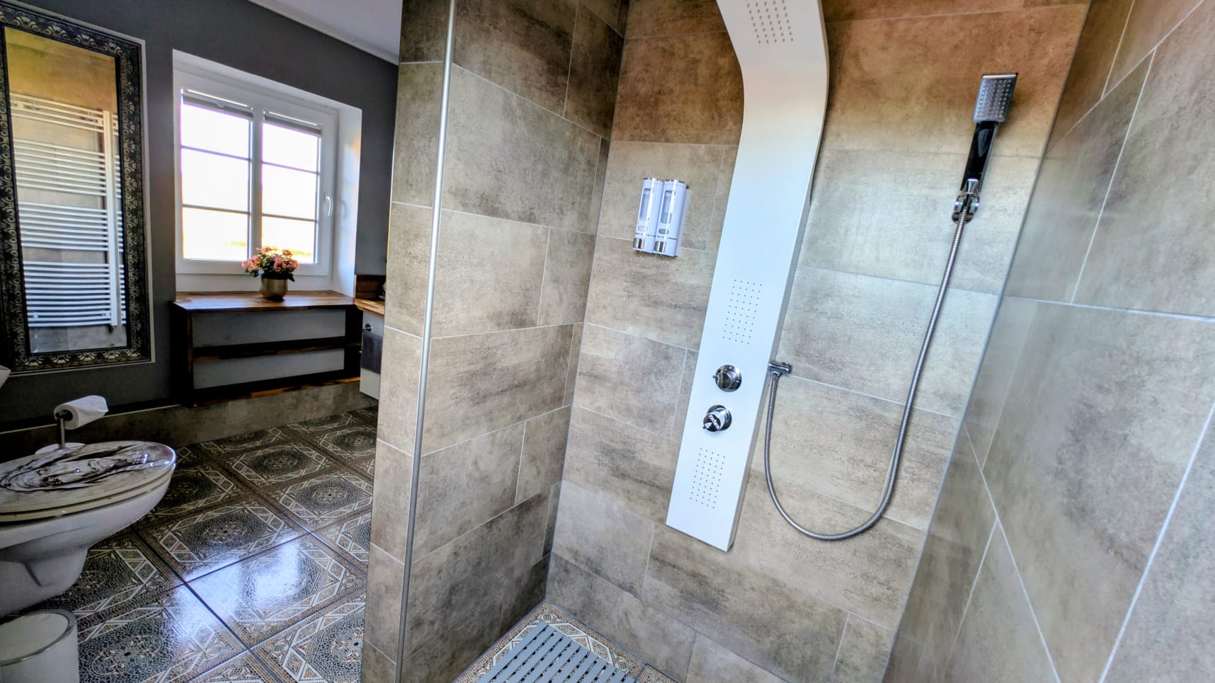 Badezimmer 2